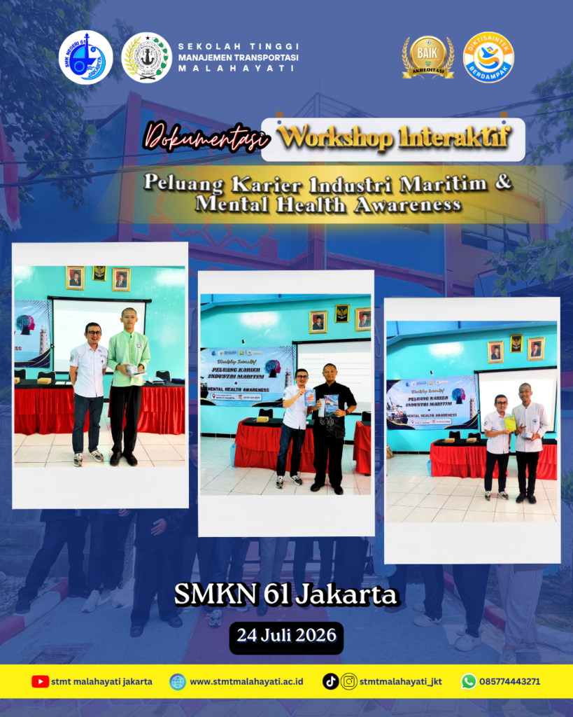 Pemberian hadiah kepada peserta yang berhasil menjawab pertanyaan pada Workshop Interaktif STMT Malahayati.